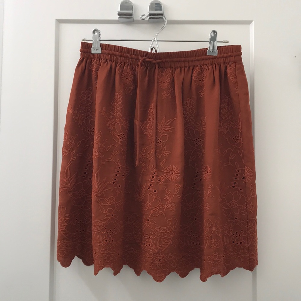Flowy, floral skirt